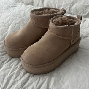 UGG classic ultra mini platform